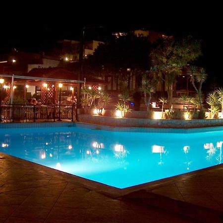 Hotel Bella Vista Sissi Esterno foto