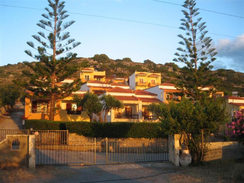 Hotel Bella Vista Sissi Esterno foto