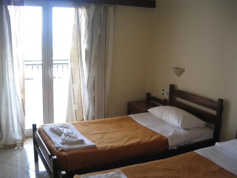 Hotel Bella Vista Sissi Esterno foto